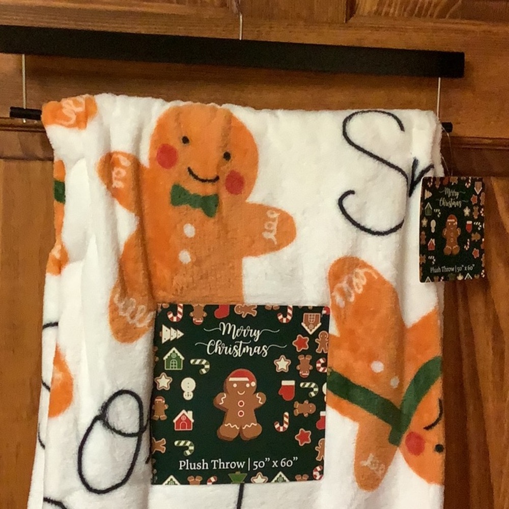 Gingerbread Man “Oh Snap” Blanket - Picture 3 of 4